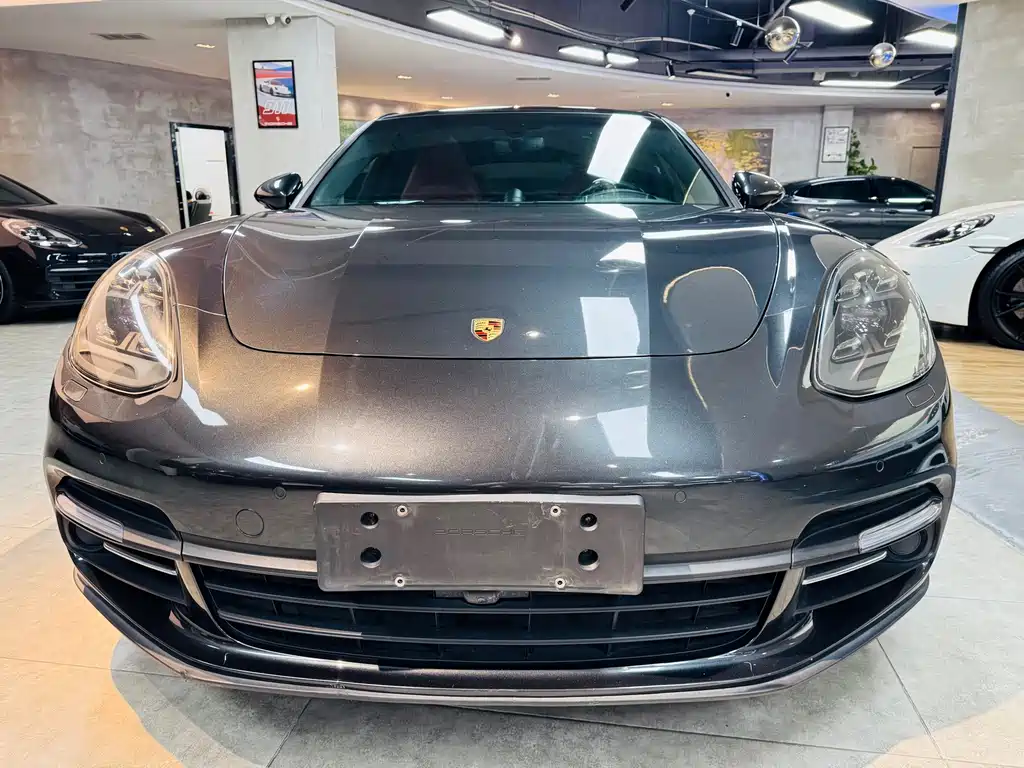 Porsche Panamera Hybrid — миниатюра 2