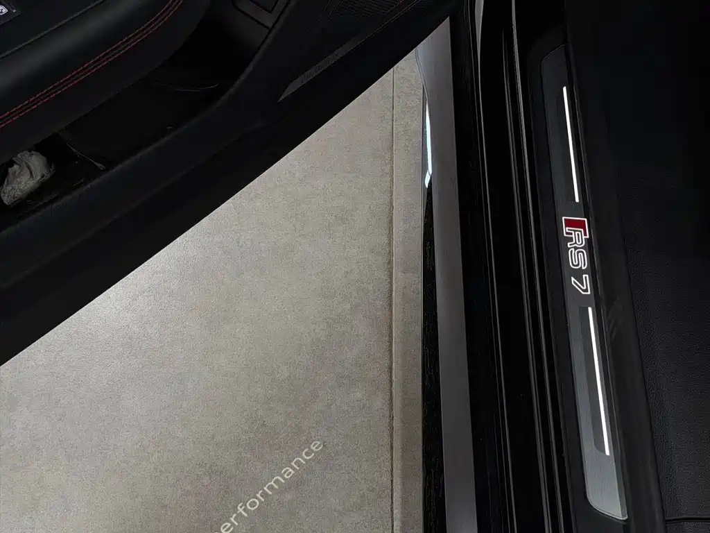 Audi RS 7 — миниатюра 10