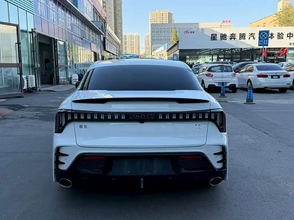 Lynk & Co 03 — миниатюра 8