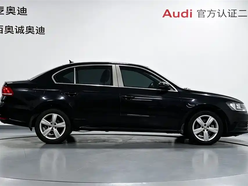 Volkswagen Lavida — миниатюра 3