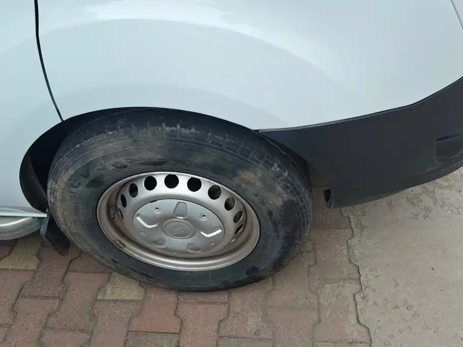 Ford Transit — миниатюра 6