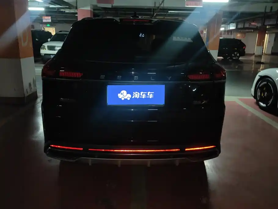 Geely Boyue — миниатюра 4