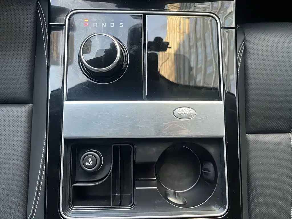 Land Rover Velar — миниатюра 28