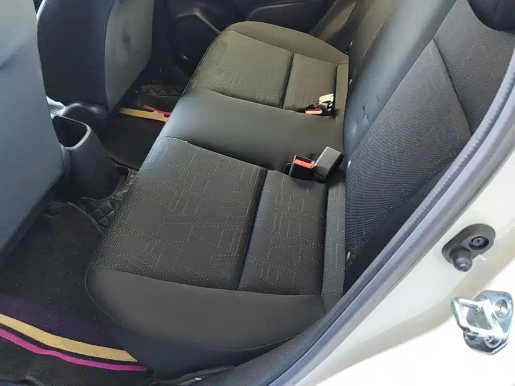 Honda Fit — миниатюра 17
