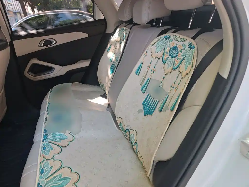 BYD Yuan UP — миниатюра 18