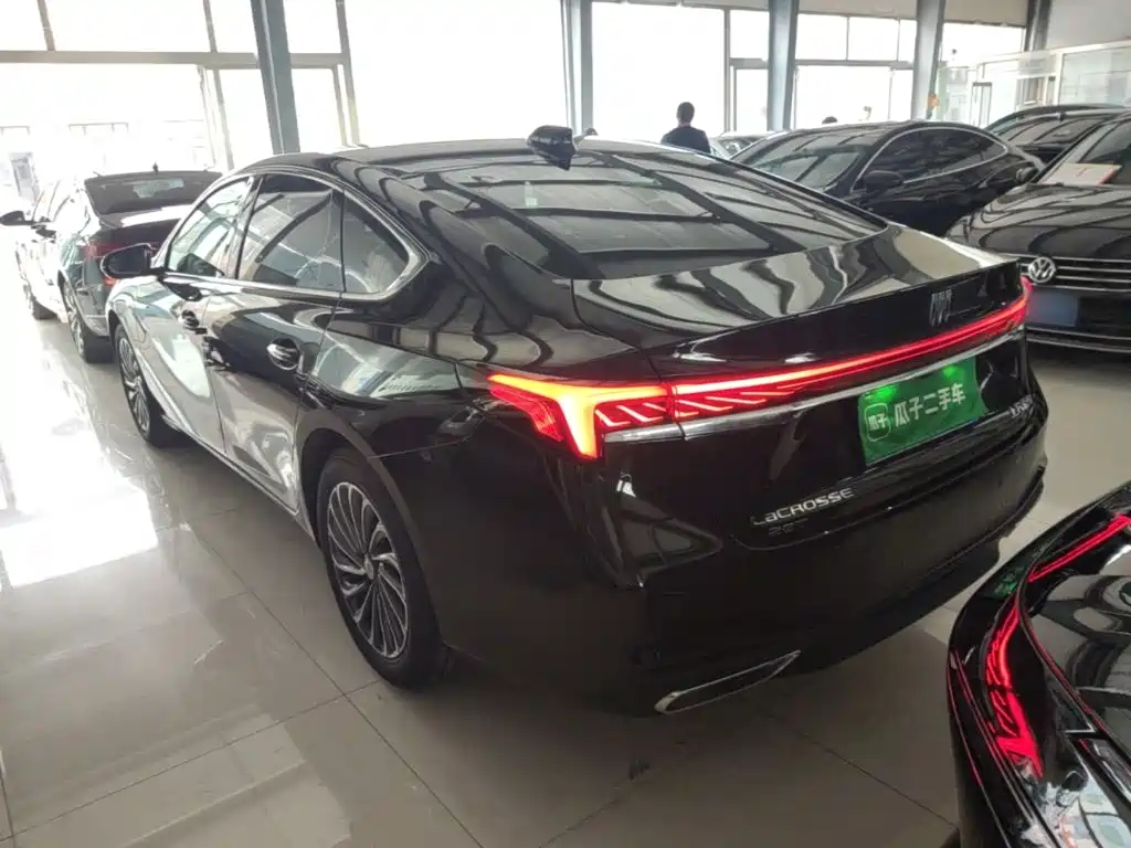 Buick LaCrosse — миниатюра 5