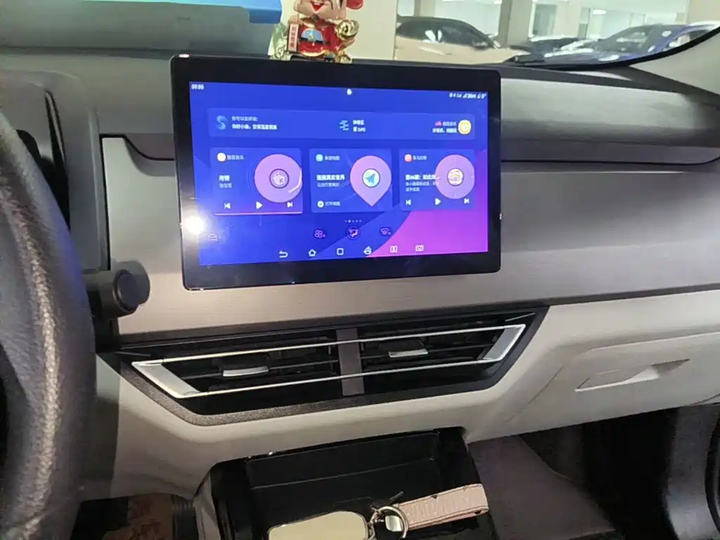 BYD Yuan Pro — миниатюра 13