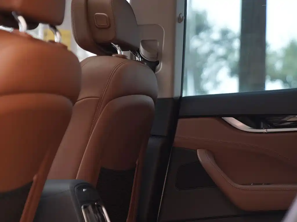 Maserati Levante — миниатюра 9