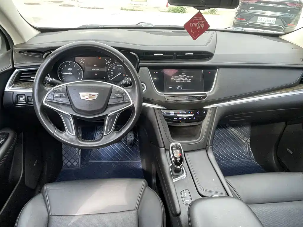 Cadillac XT5 — миниатюра 7