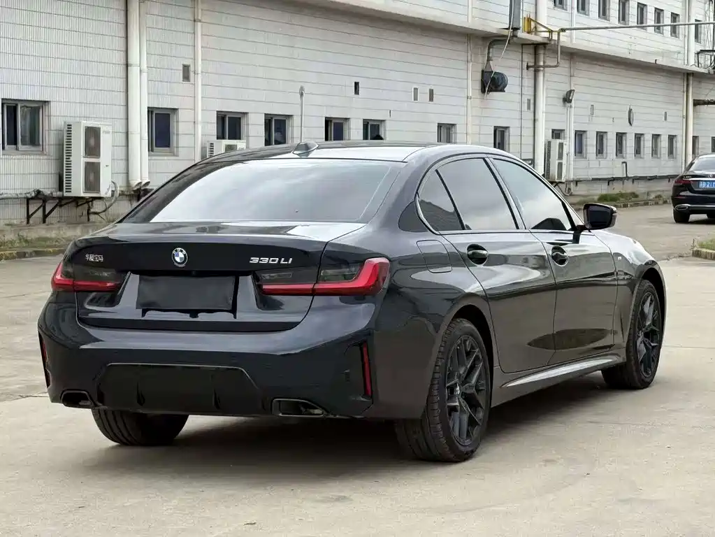 BMW 3 Series — миниатюра 12