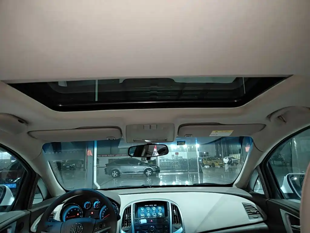 Buick Excelle — миниатюра 18