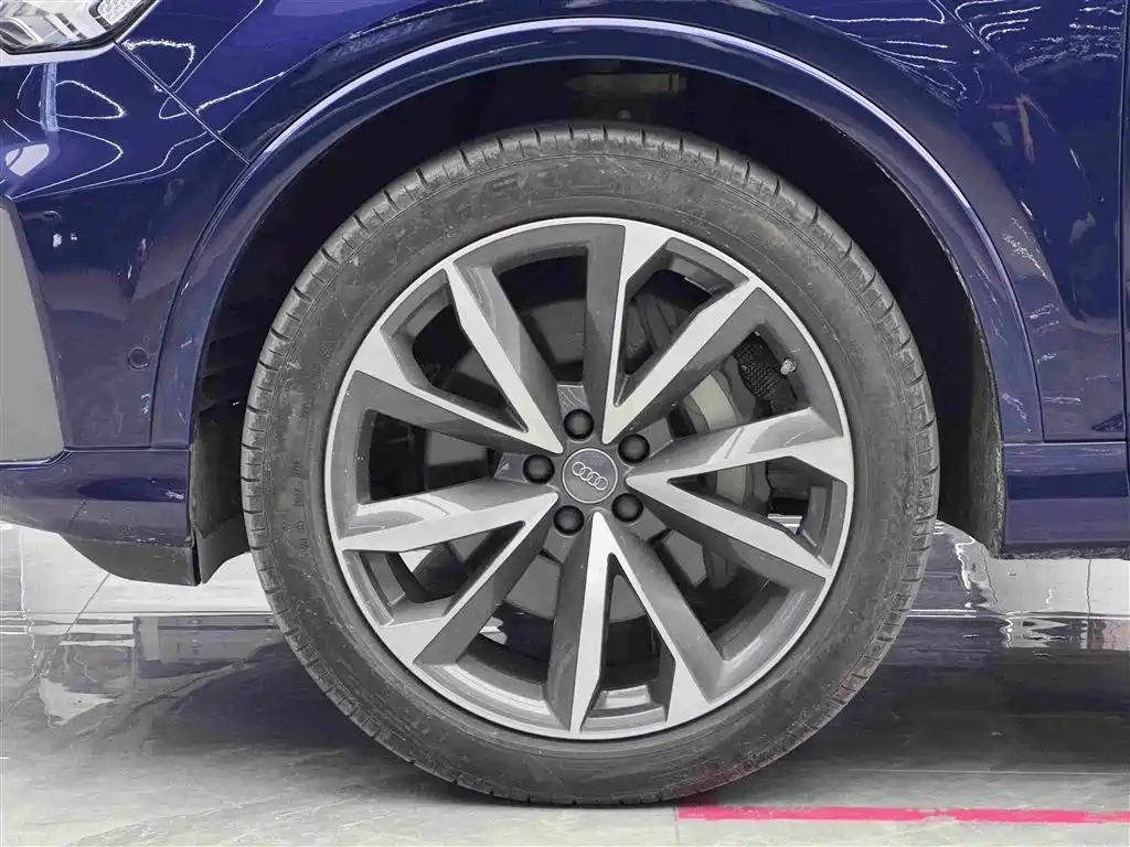 Audi Q7 2021 55 TFSI quattro S line Sport