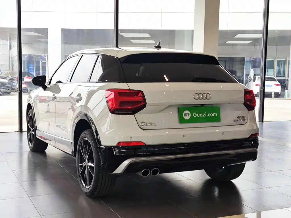 Audi Q2L — миниатюра 5
