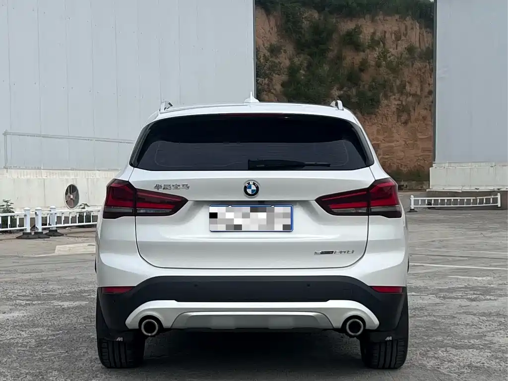BMW X1 — миниатюра 5