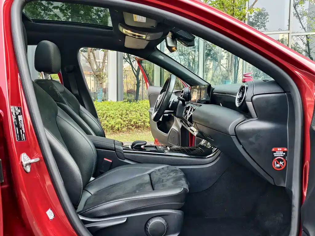 Mercedes-Benz A-Class — миниатюра 33