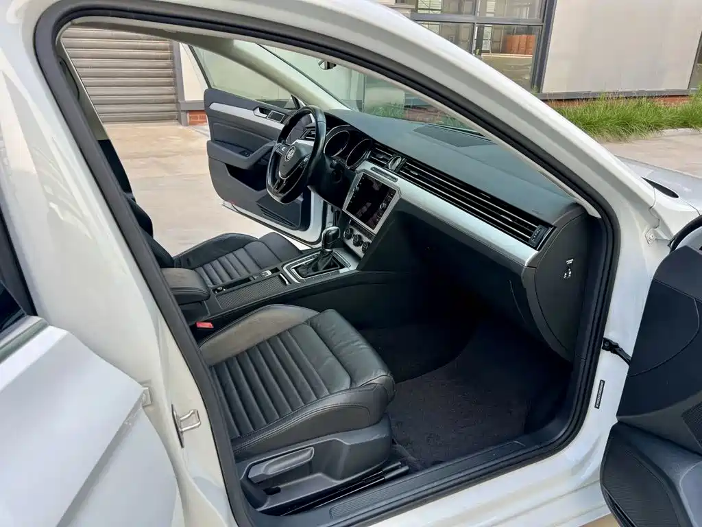 Volkswagen Viloran — миниатюра 5