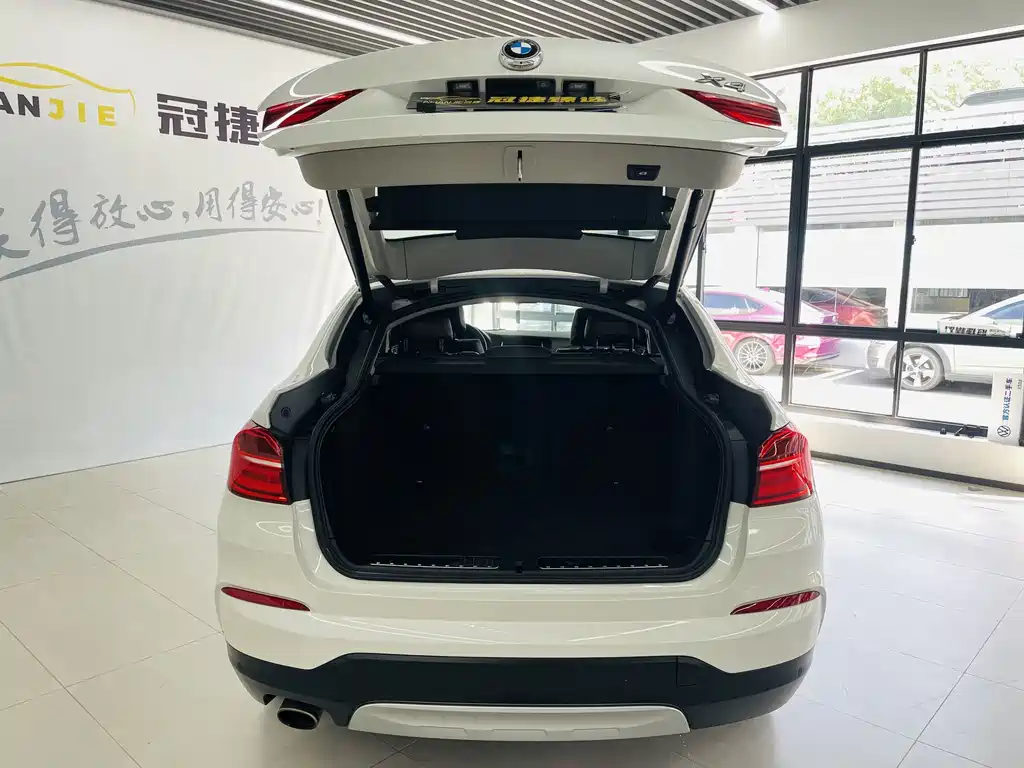 BMW X4 — миниатюра 14