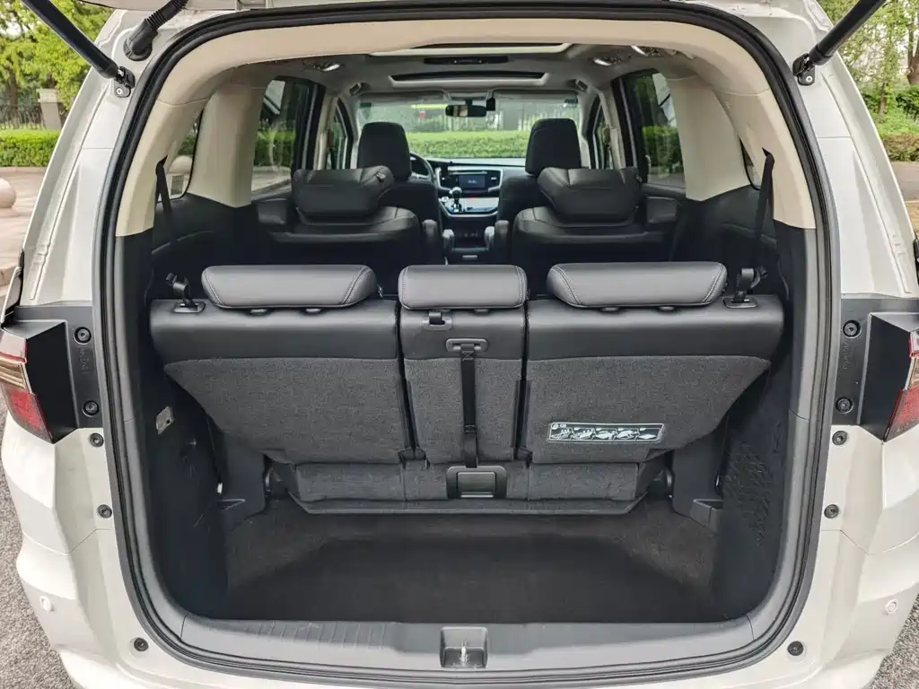 Honda Odyssey — миниатюра 9