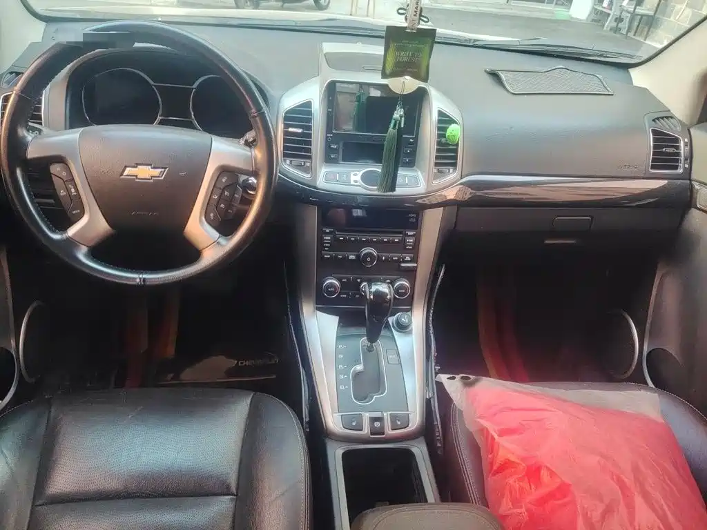 Chevrolet Captiva — миниатюра 13
