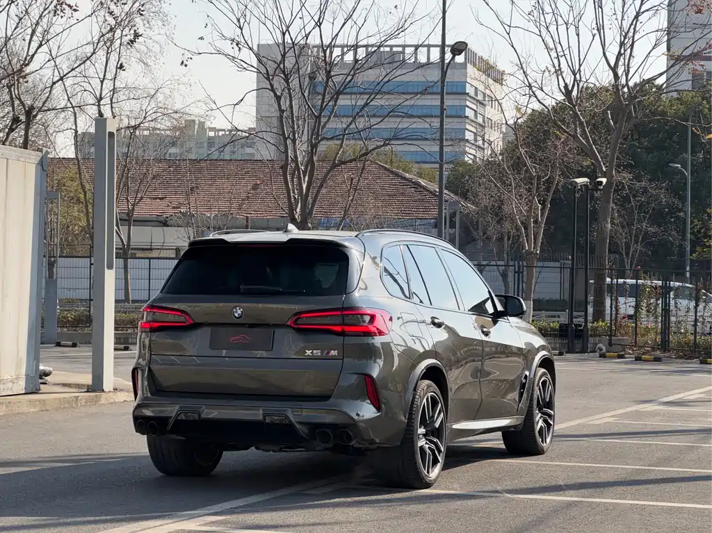 BMW X5 M