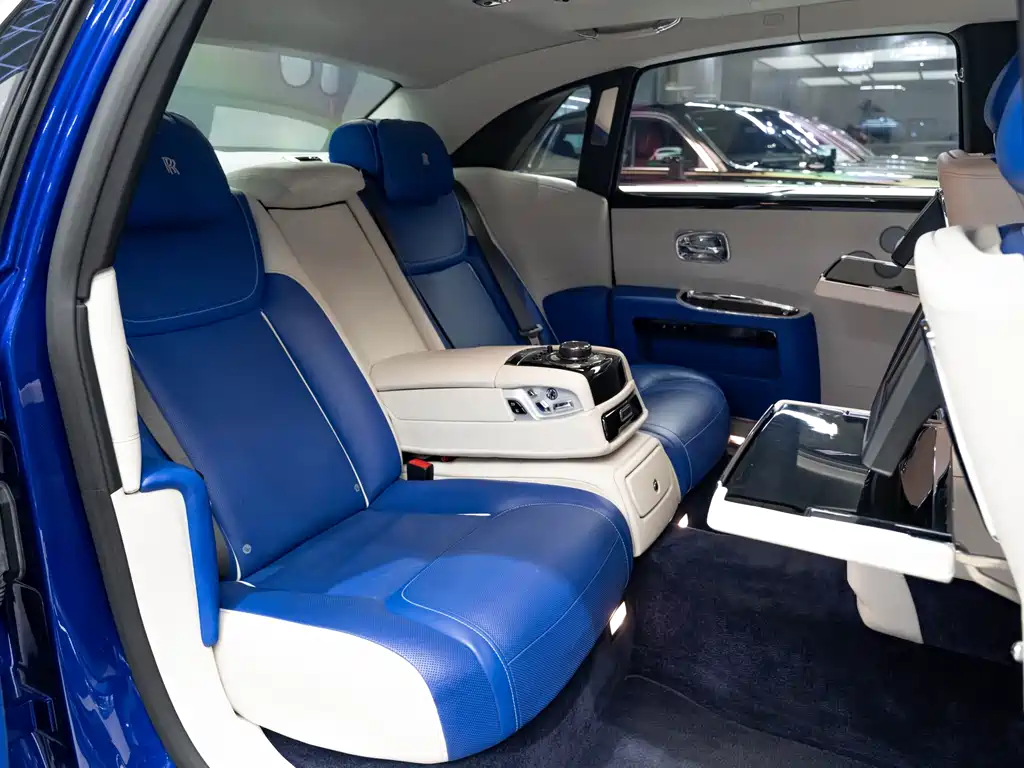 Rolls-Royce Ghost 6.6T Extended Edition, фото 9