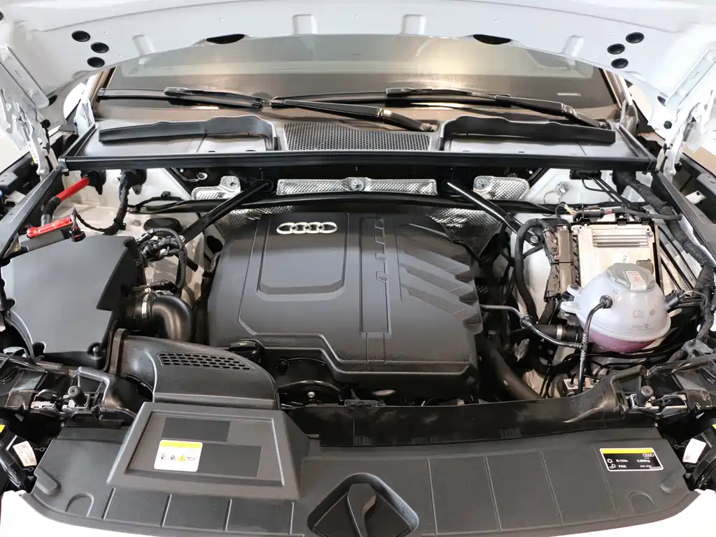 Audi Q5L — миниатюра 9