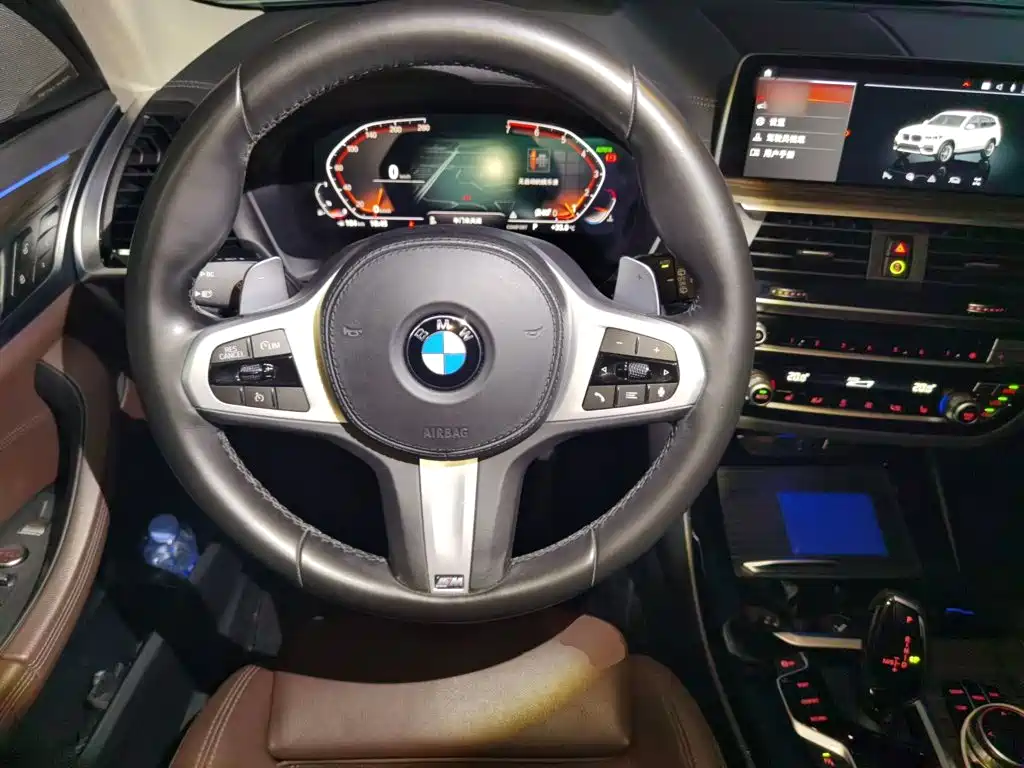 BMW X3 — миниатюра 11