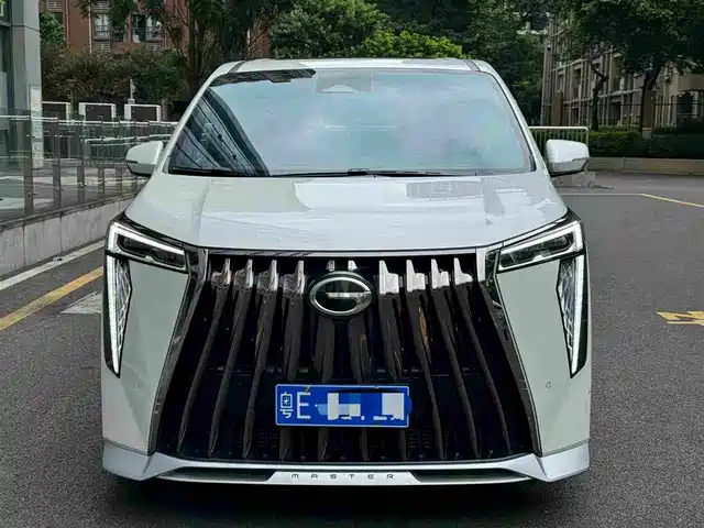 GAC Trumpchi M8