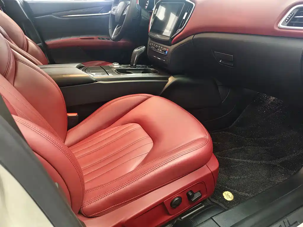 Maserati Ghibli — миниатюра 12