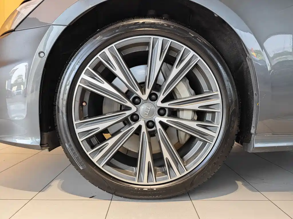 Audi A6L 2021 55 TFSI quattro Premium