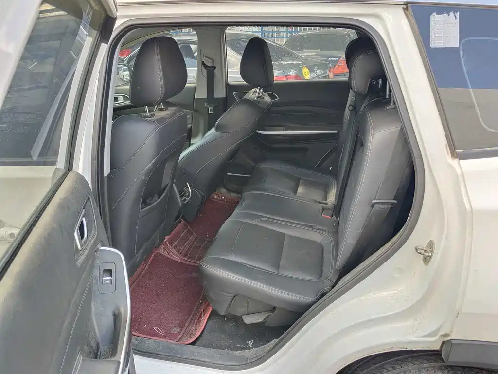 Chery Tiggo 8 — миниатюра 7