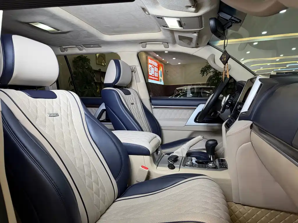 Toyota Land Cruiser — миниатюра 13