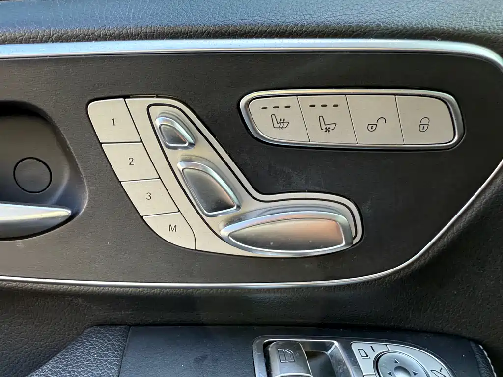 MERCEDES-BENZ V CLASS