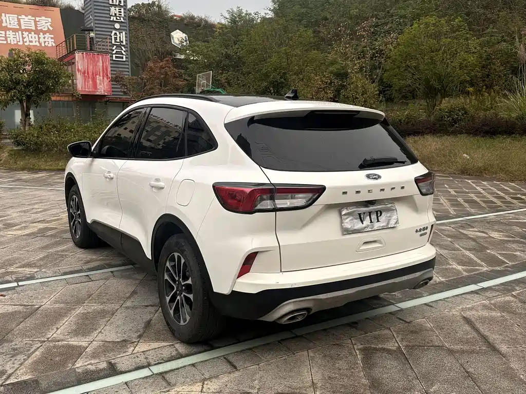 Ford Escape — миниатюра 11