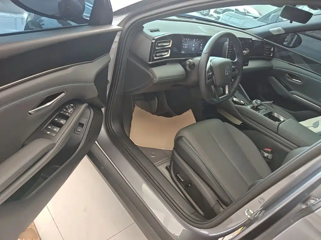 BYD Qin L — миниатюра 16