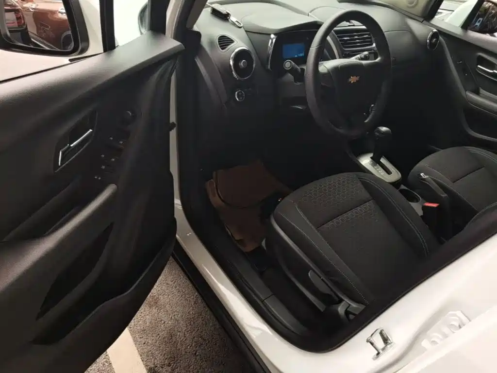 Chevrolet Trax — миниатюра 16