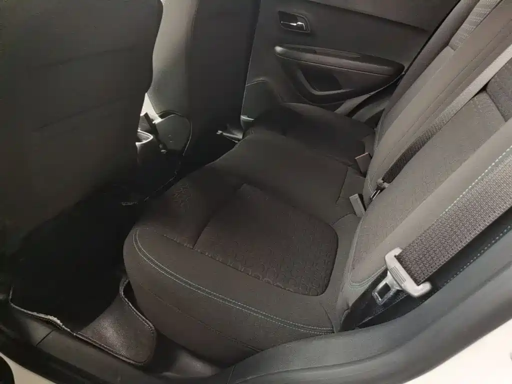 Chevrolet Trax — миниатюра 17