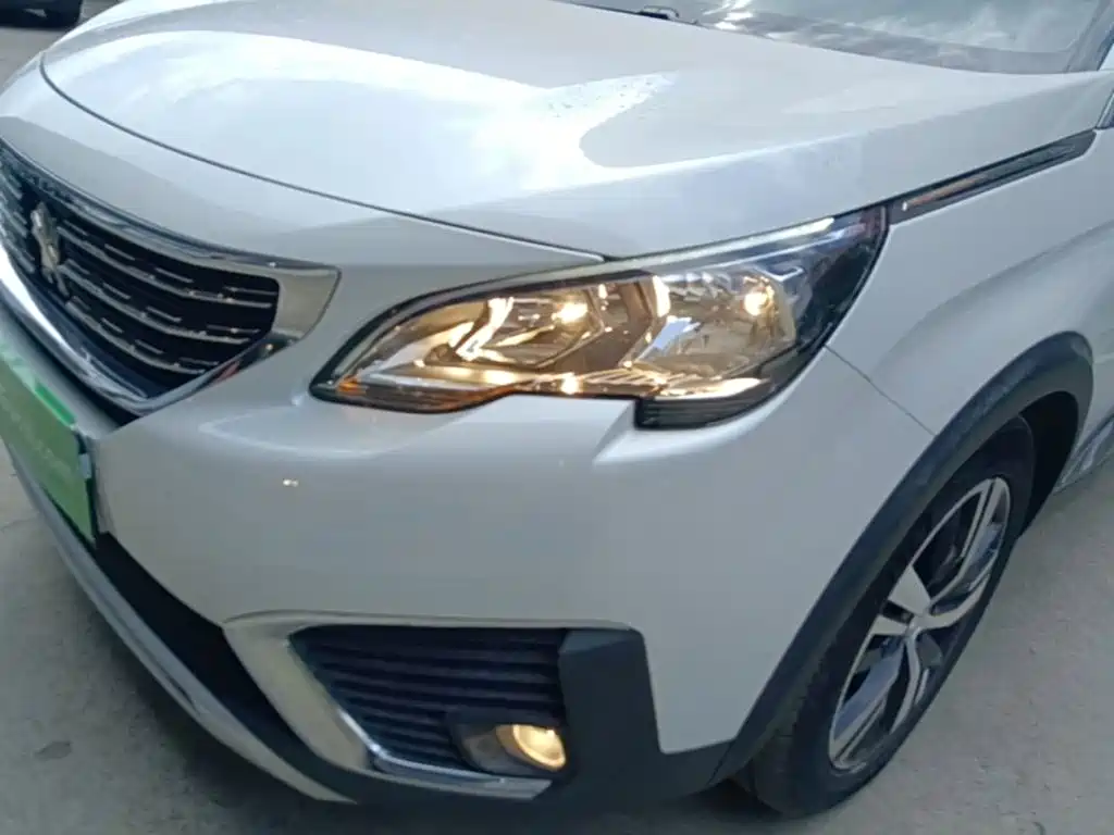 Peugeot 5008 — миниатюра 24