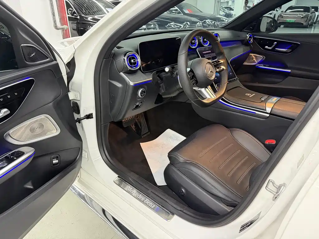 Mercedes-Benz C-Class — миниатюра 23