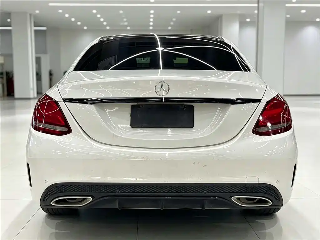 Mercedes-Benz C-Class — миниатюра 4