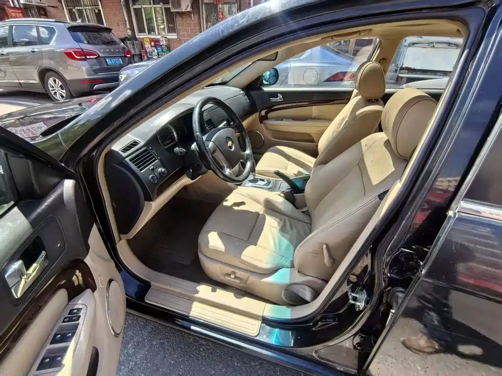Chevrolet Epica — миниатюра 8
