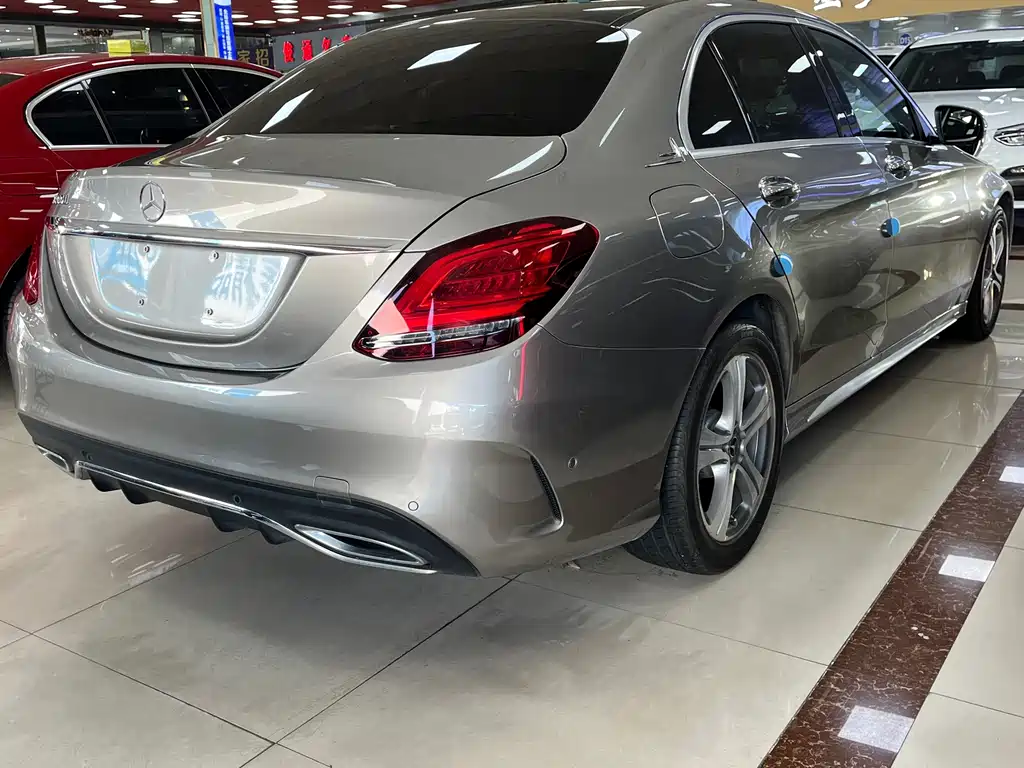 Mercedes-Benz C-Class — миниатюра 3