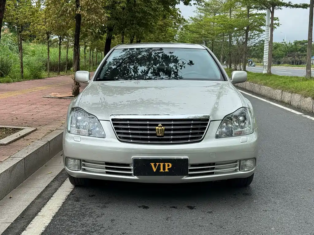 Toyota Crown 2005 3.0L Royal Saloon