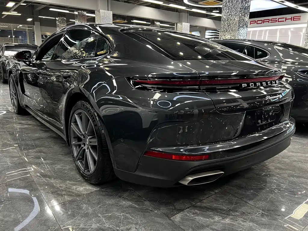 Porsche Panamera — миниатюра 21