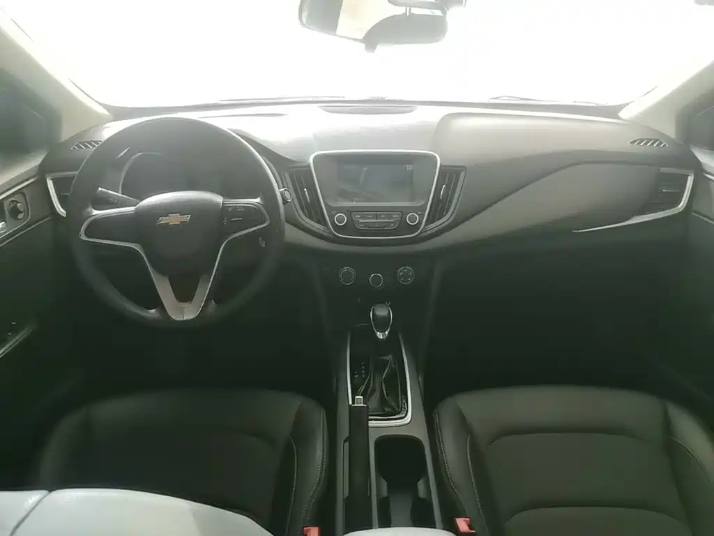 Chevrolet Cavalier — миниатюра 10