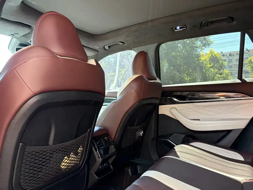 Geely Xingyue L — миниатюра 15