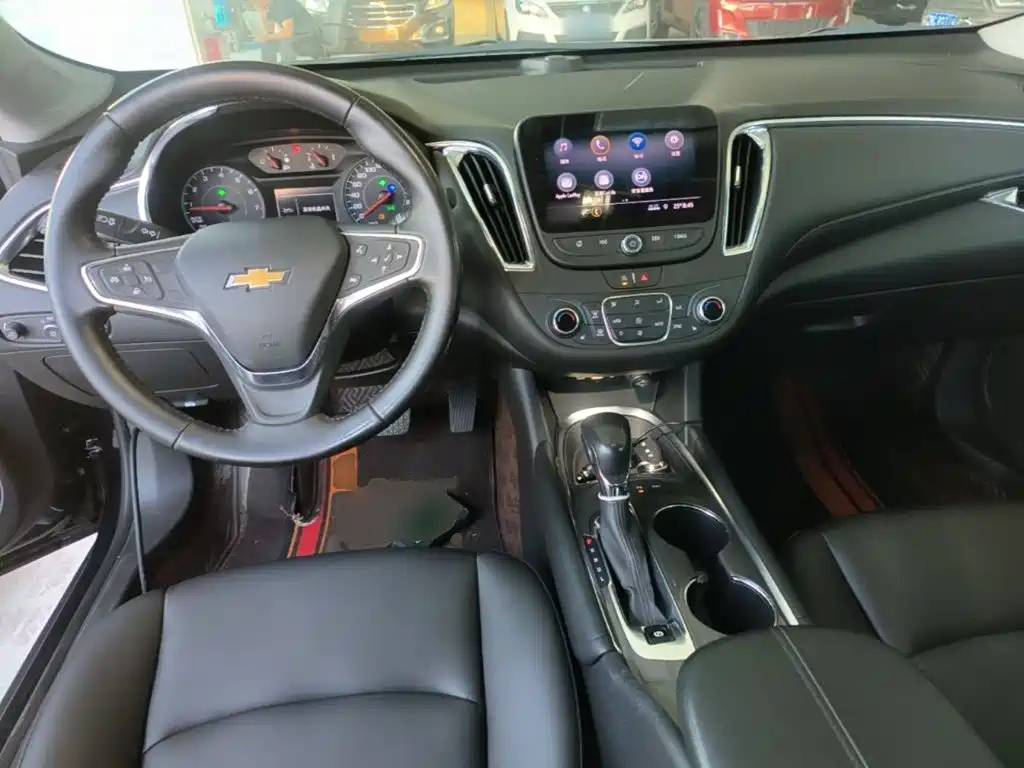 Chevrolet Malibu XL — миниатюра 10