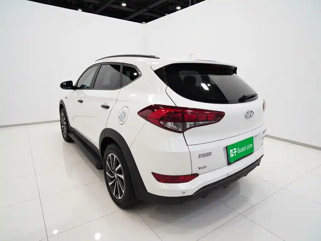 Hyundai Tucson — миниатюра 25