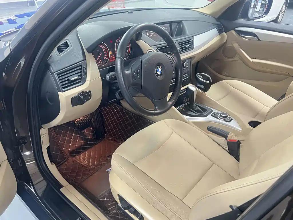 BMW X1 — миниатюра 9