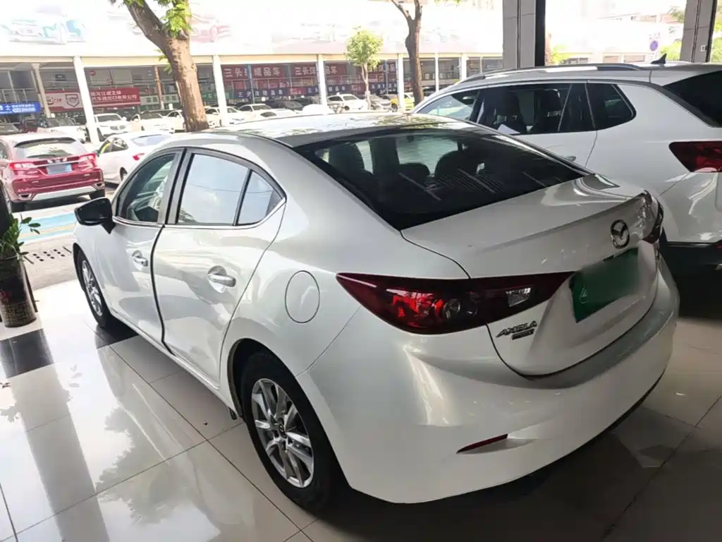 Mazda 3 Axela — миниатюра 23